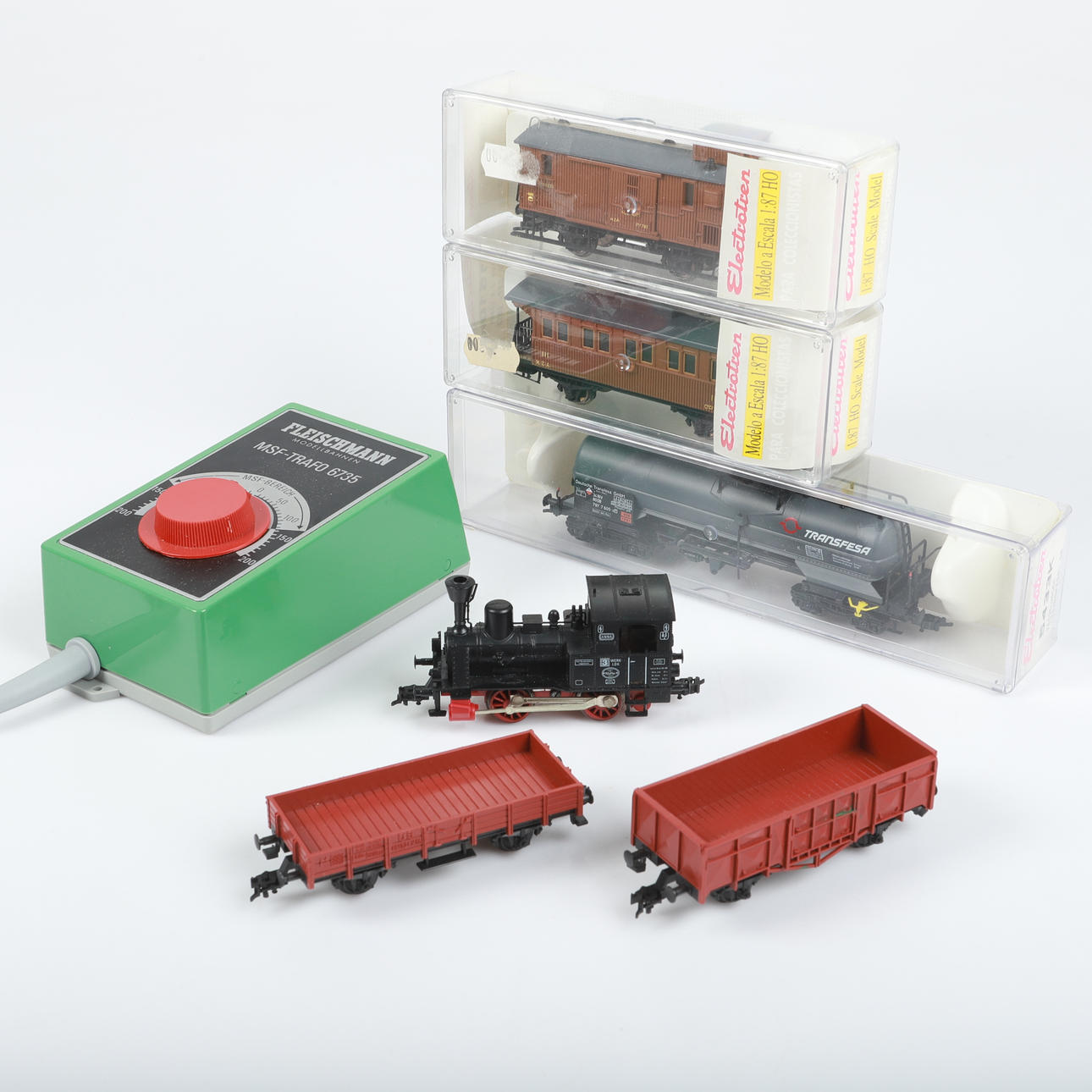 MODEL TRAINS ETC. 7 pieces, Fleischmann/Electrotren.