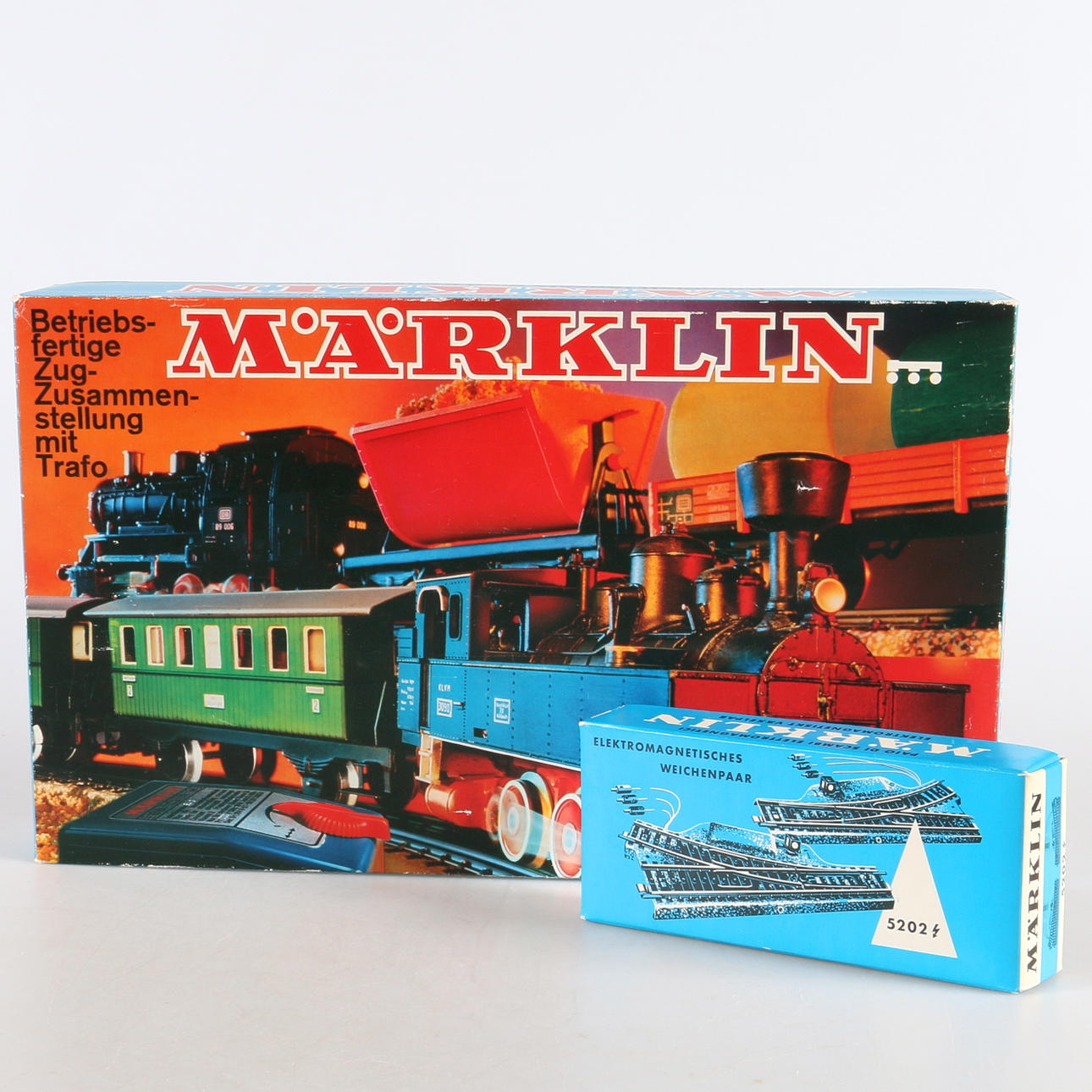 MODELLTÅG, samt tillbehör, Märklin "modell 2915", 1940-tal.