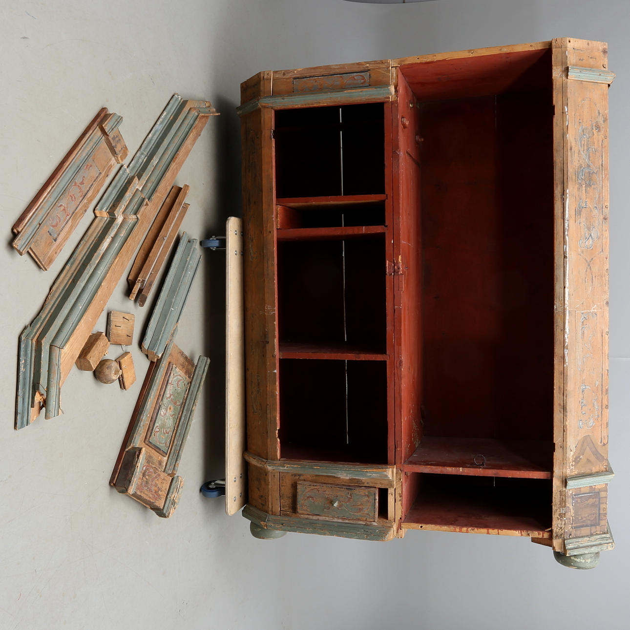 SKÅP, allmoge, 1700-tal.