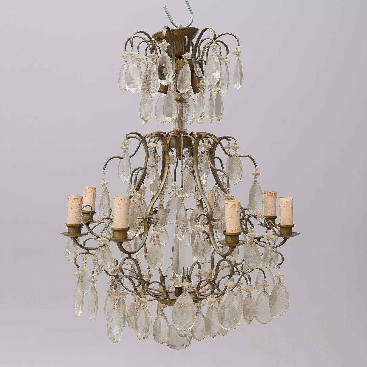 CHANDELIER, ROCOCO STYLE.