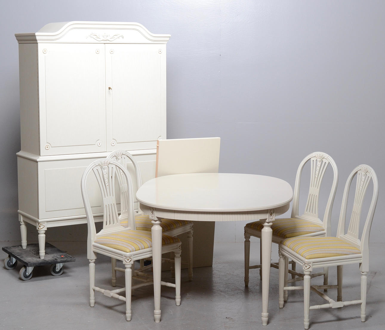 MATSALSGRUPP, 8 delar, "Axet".