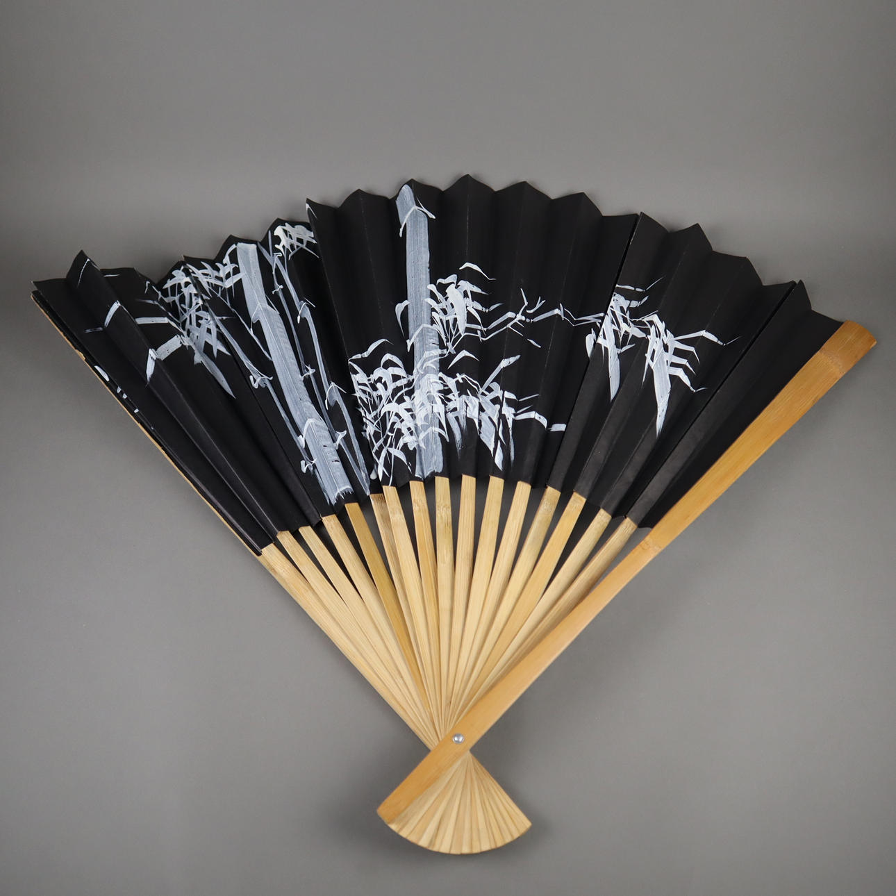 Large FAN / Wall decoration - China.