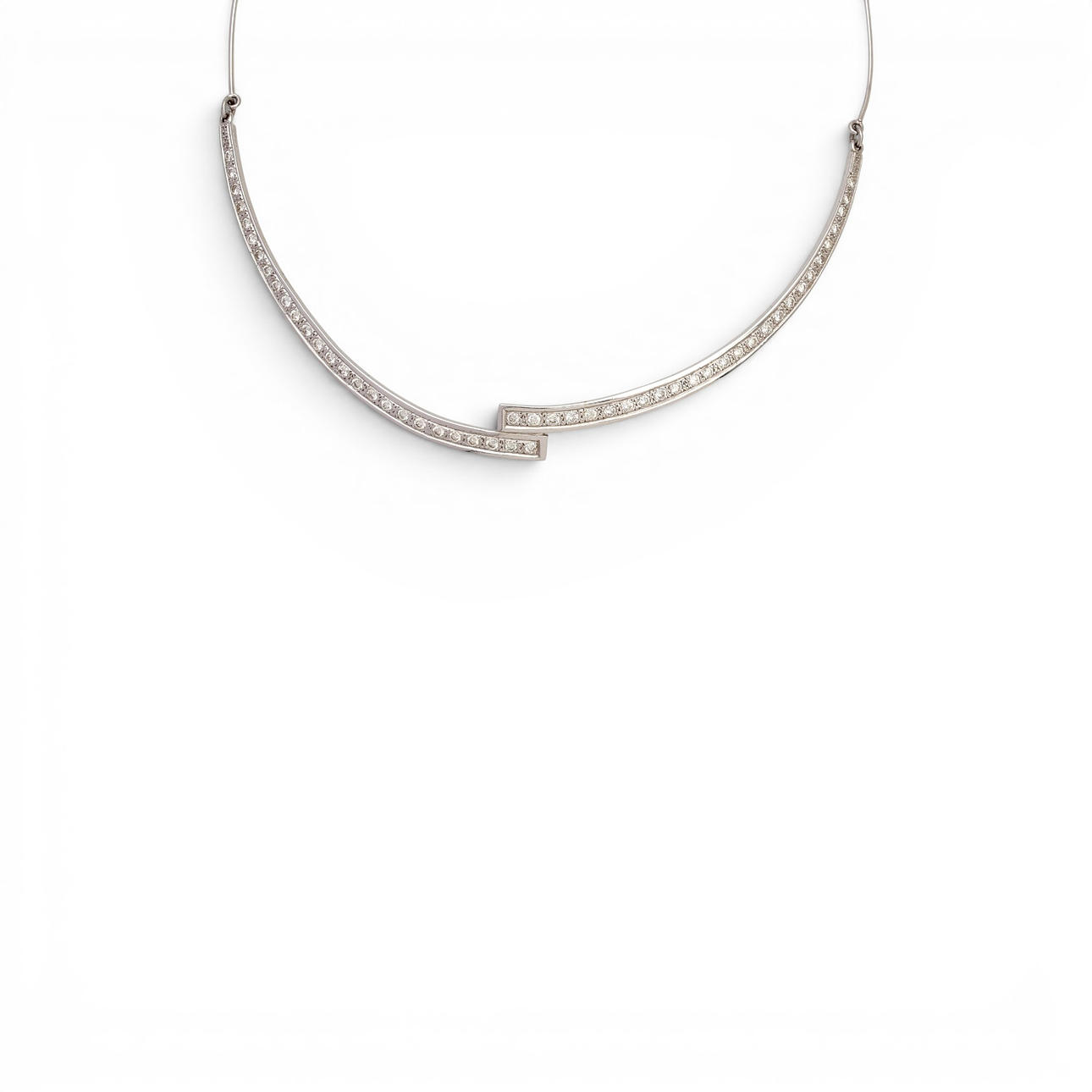 Diamons choker.
