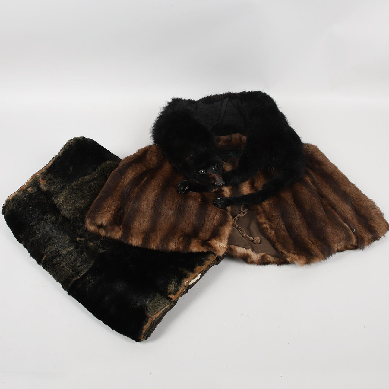 FUR GARMENTS, 3 pieces.