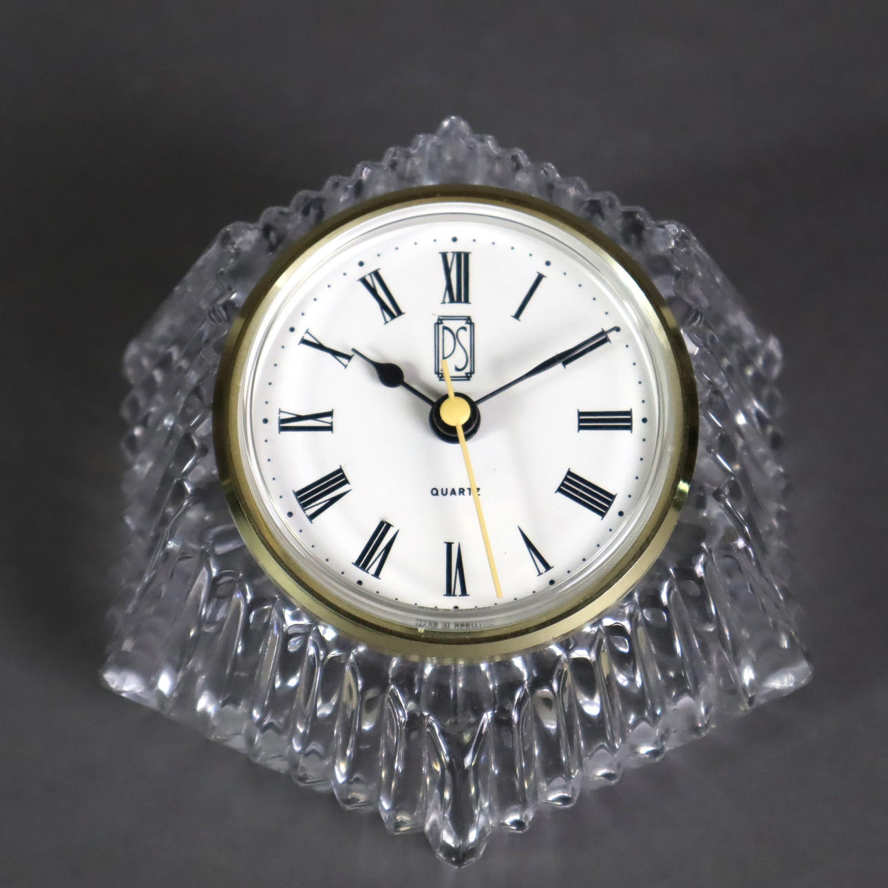 TABLE CLOCK in lead crystal, Anna Hütte, Germany.