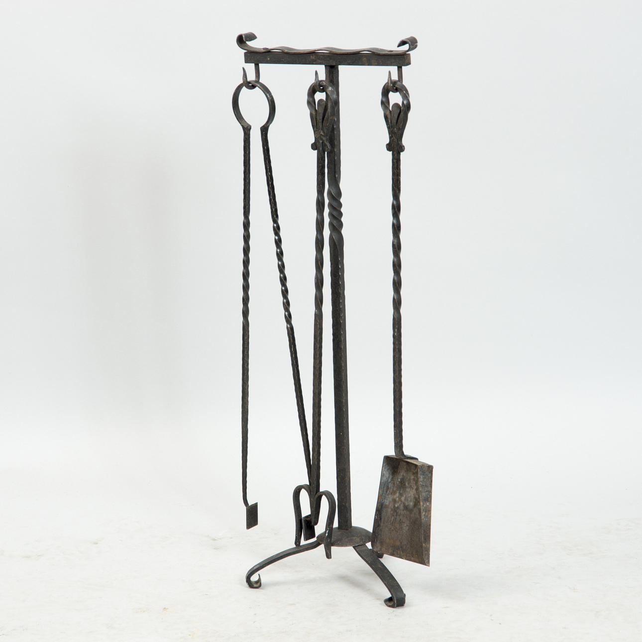 SPISSTÄLL, svartmålad smide.