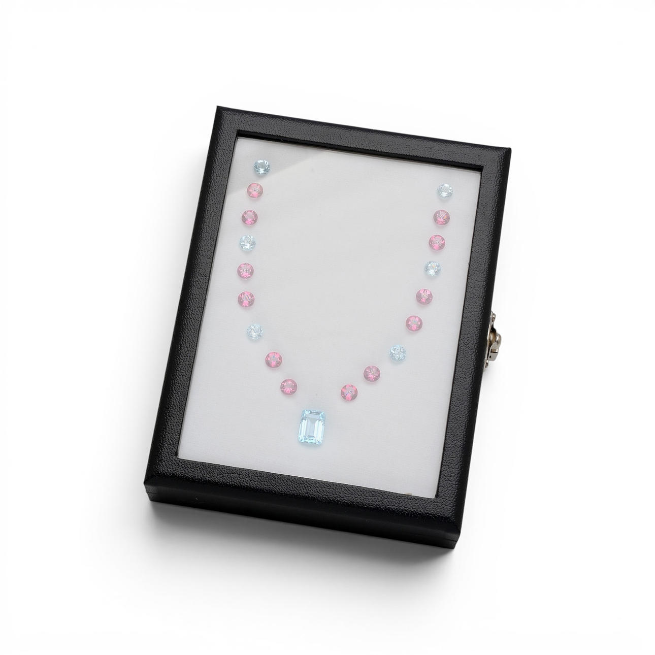 Set of topazes for a choker.