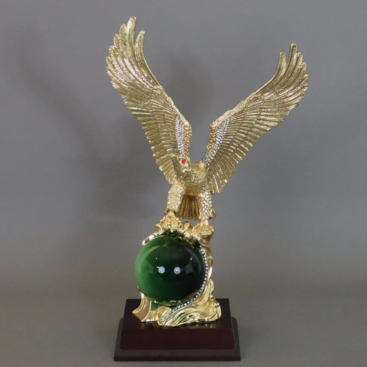 Animal sculpture "ADLER".
