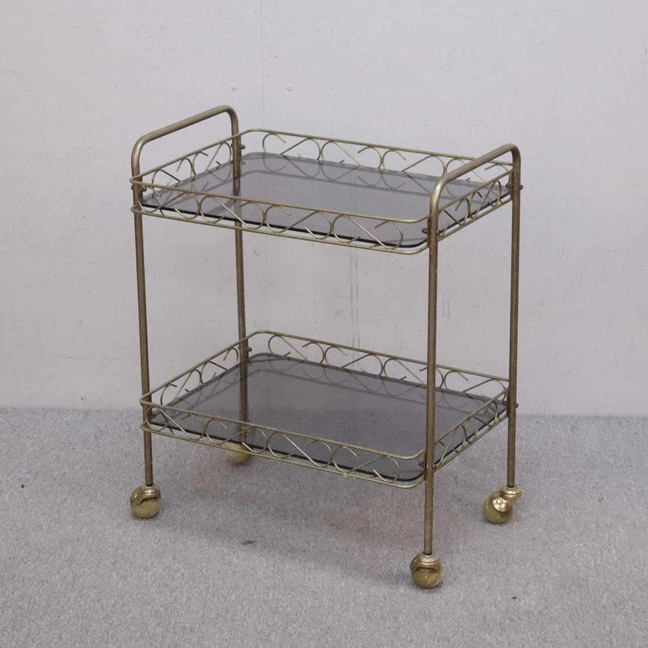 SERVING TROLLEY, glass/brass, 1960s/70s.