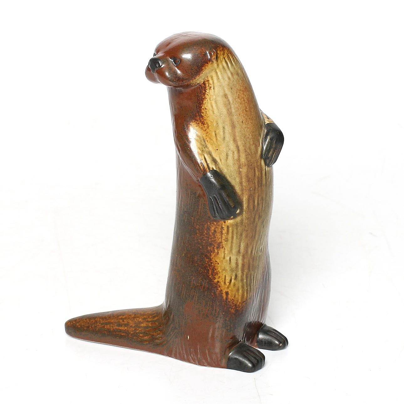 LISA LARSON. Figurin, stengods, Utter ur serien "Utrotningshotade Djur", WWF och Nordiska Kompaniet, 1975-1981.