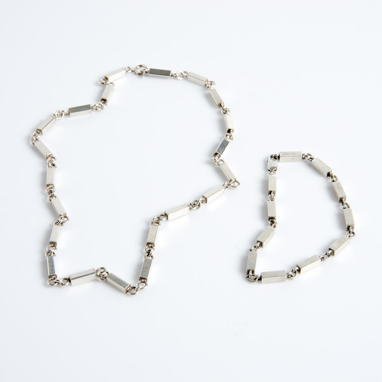 HALSBAND SAMT ARMBAND, stavlänkar, silver.