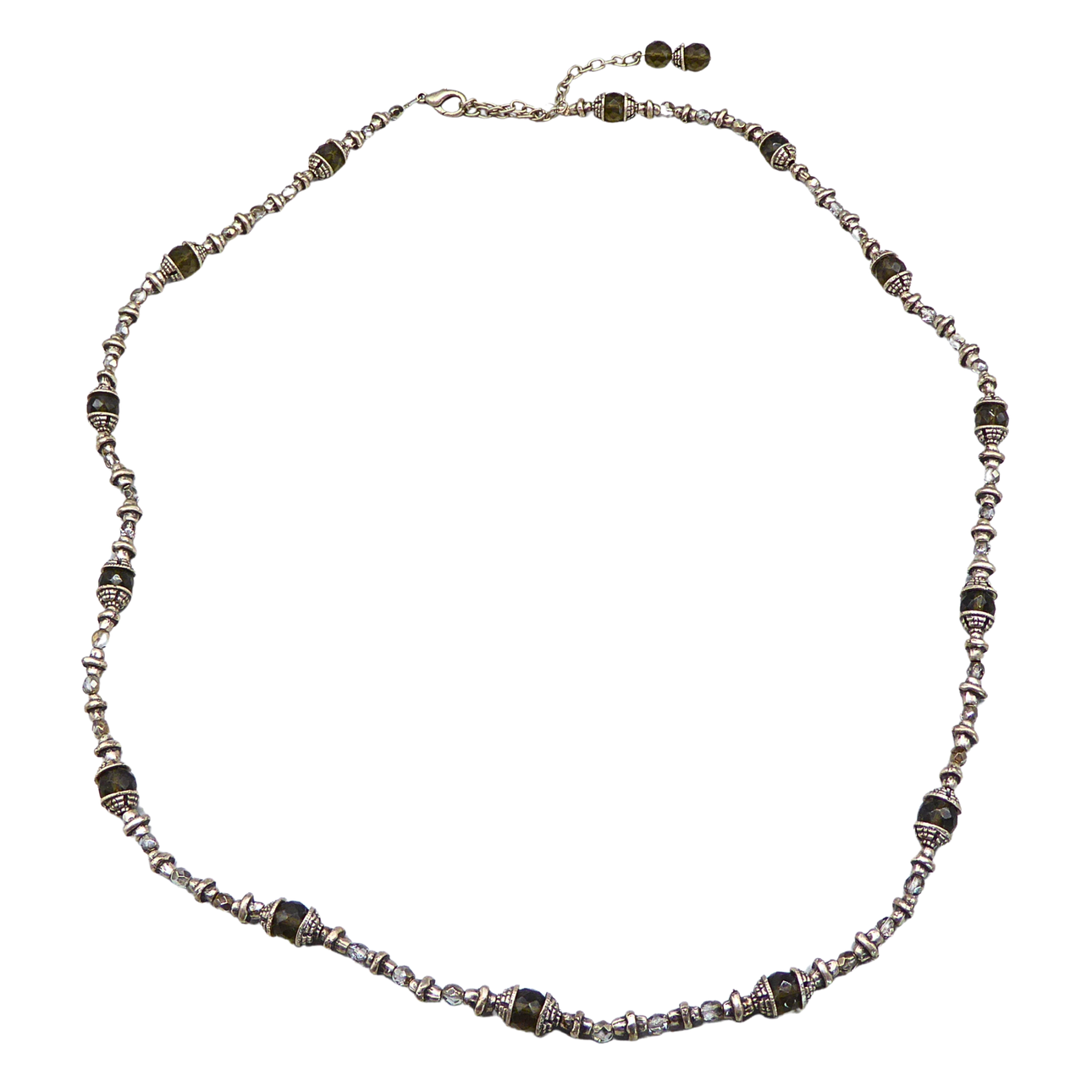 NECKLACE WITH PATTERNED METAL ELEMENTS.
