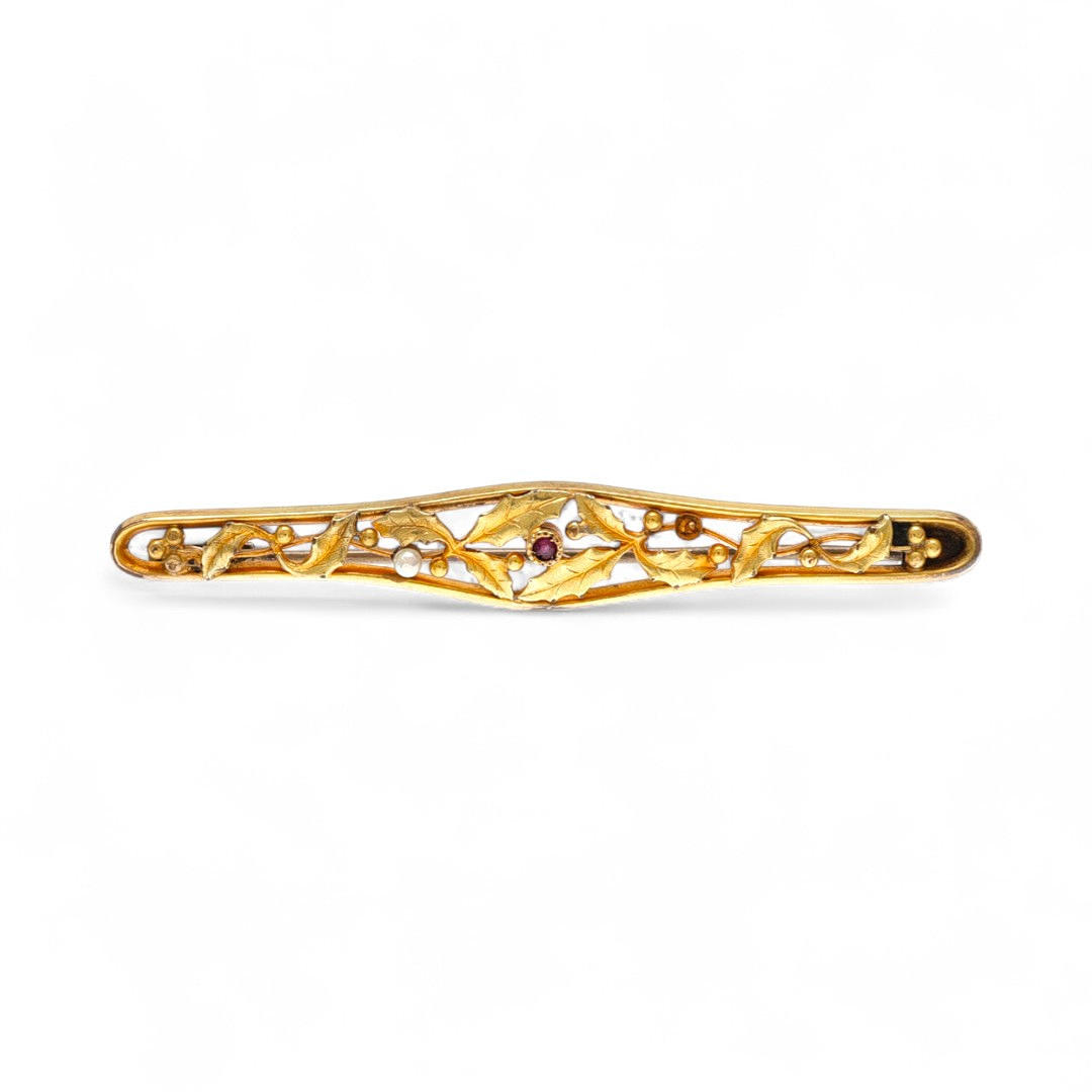 "Noucentista" brooch, circa 1930.