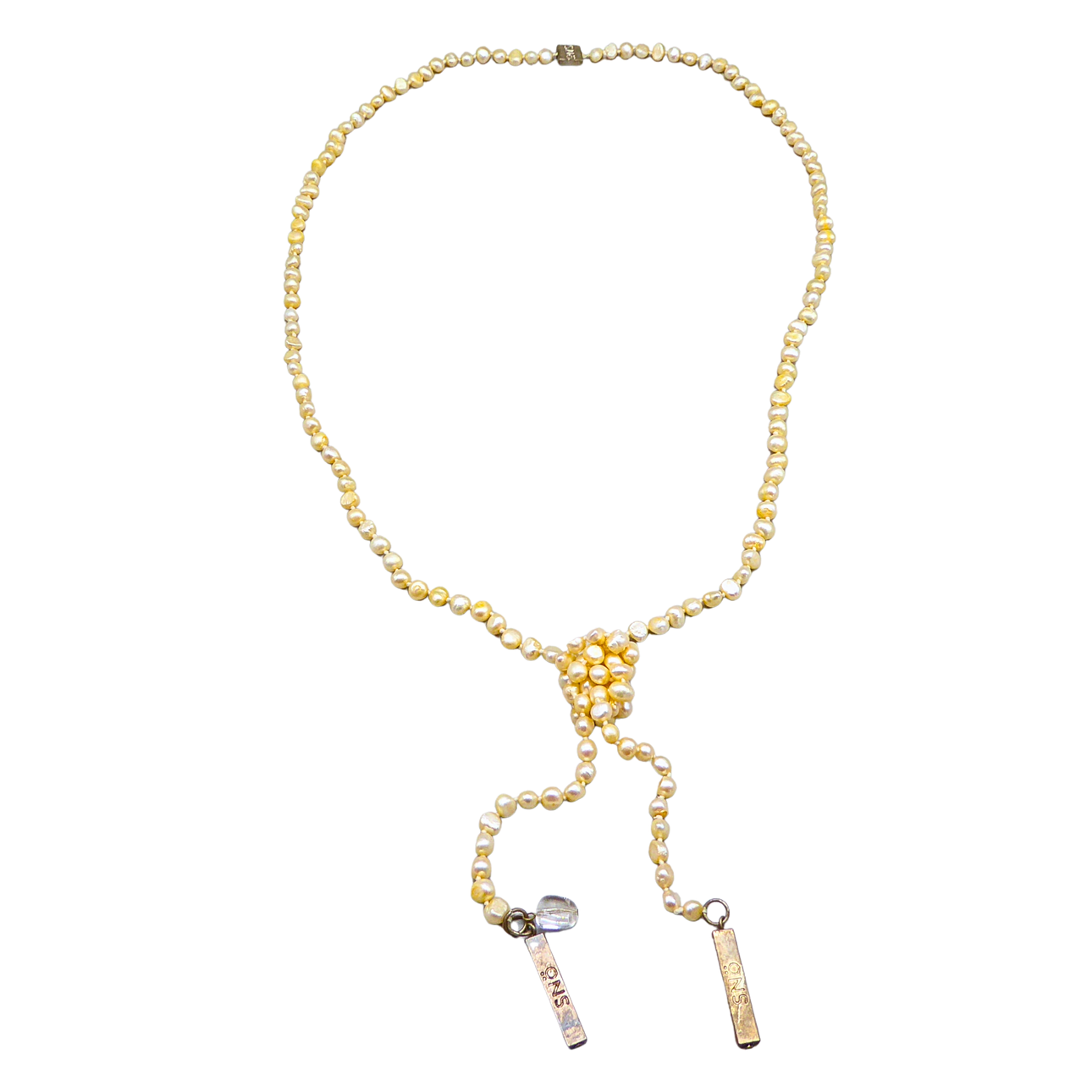 SNÖ OF SWEDEN Y-HALSBAND MED SÖTVATTENODLADE PÄRLOR