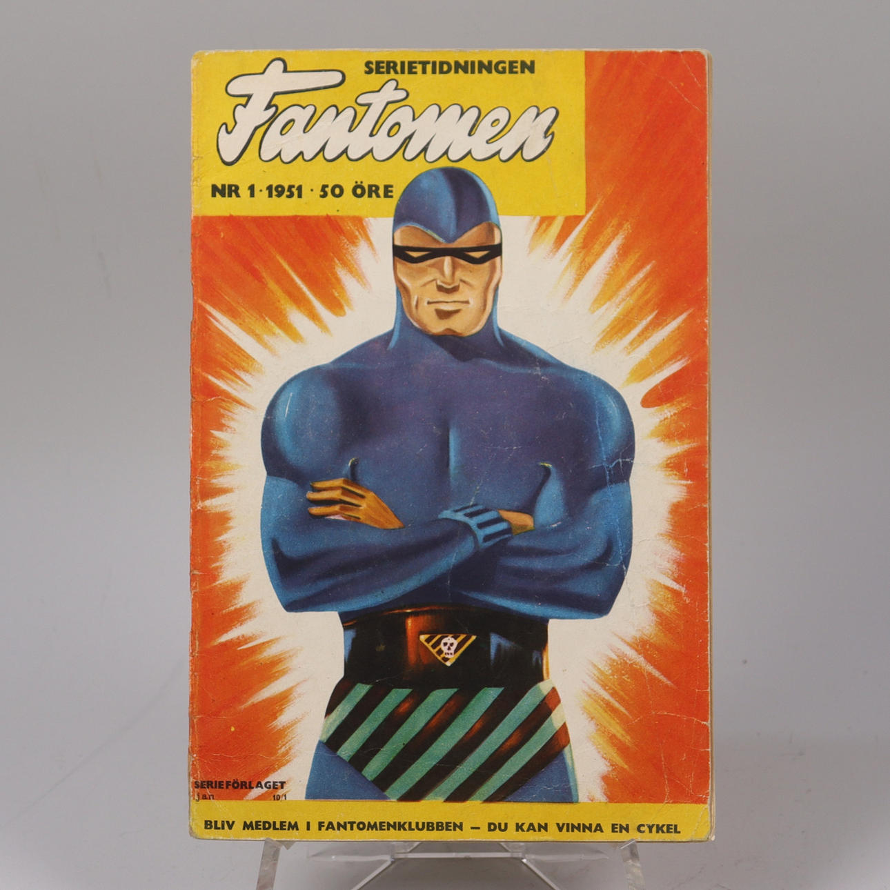 COMIC BOOK, The Phantom no. 1 1951.