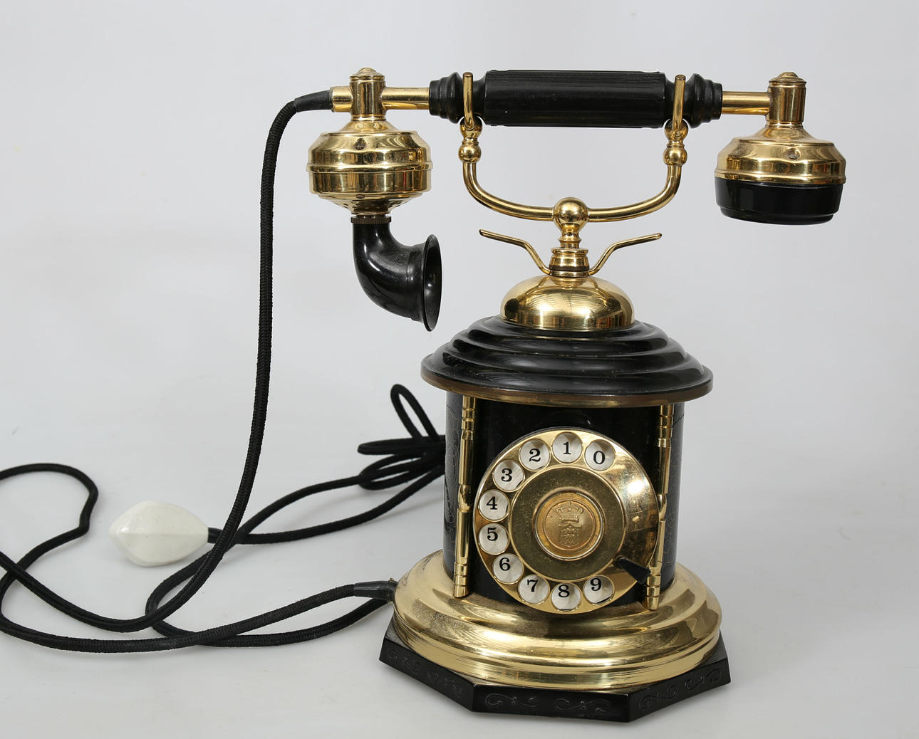 TELEFON, plast och metall, Danmark, 1900-talets andra hälft.