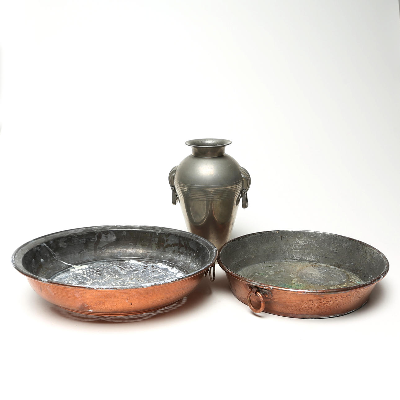 VASE and MOULDS 2 pcs, pewter/copper.