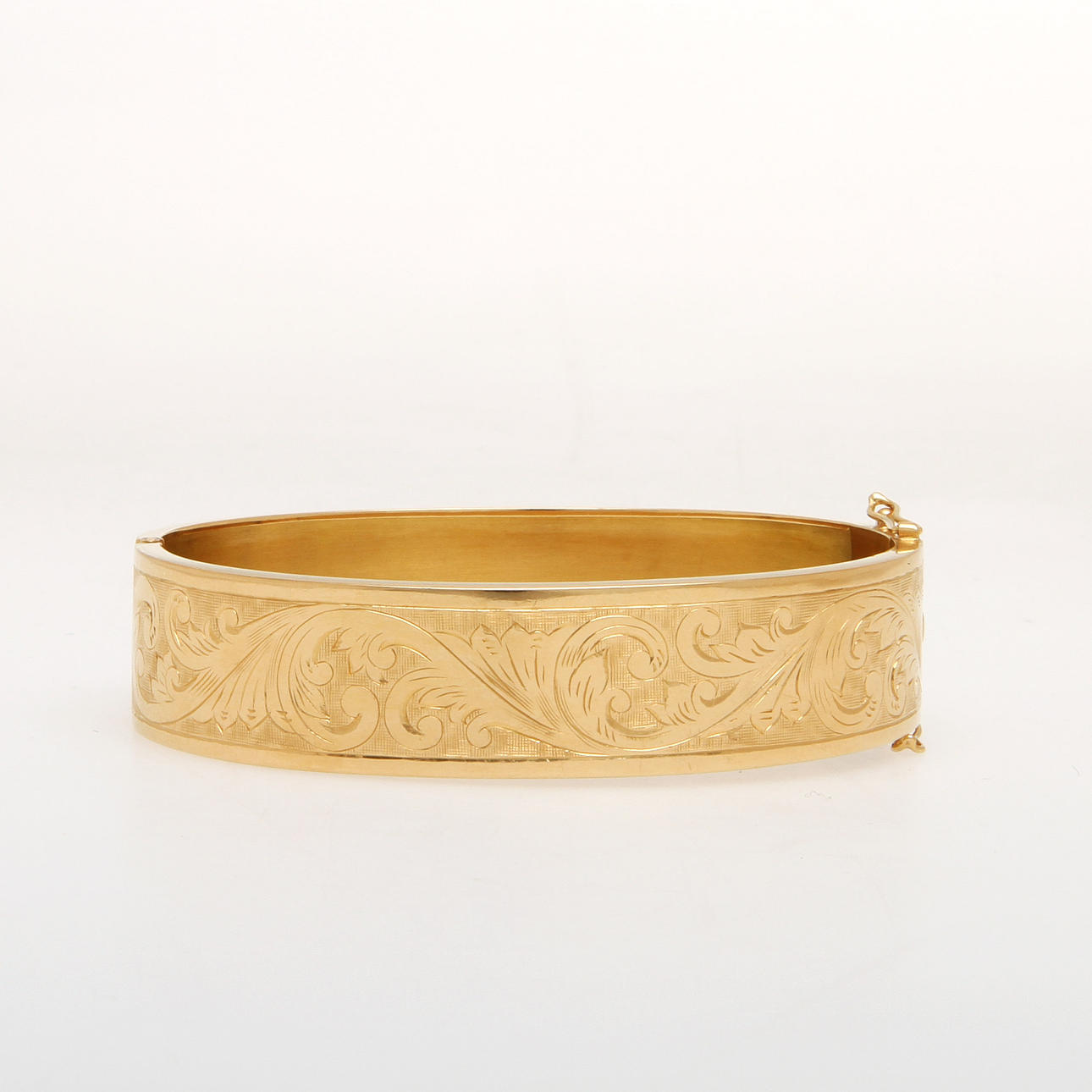ARMBAND, 18k guld. Vikt ca 34,4 gram.