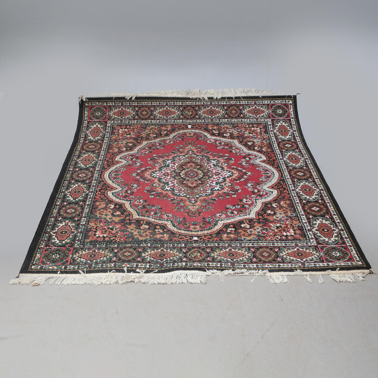 CARPET, Oriental, red. 160x190.