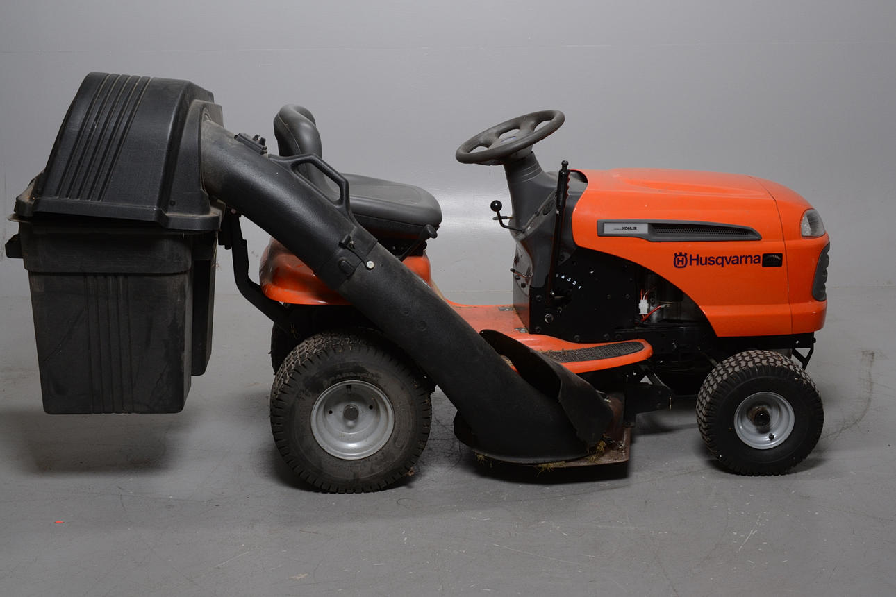ÅKGRÄSKLIPPARE, Husqvarna KOHLER.