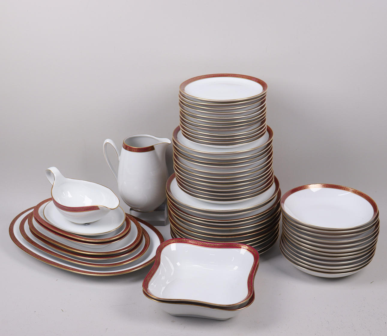 DINNER SERVICE, Eschenbach, Germany, 58 pieces.