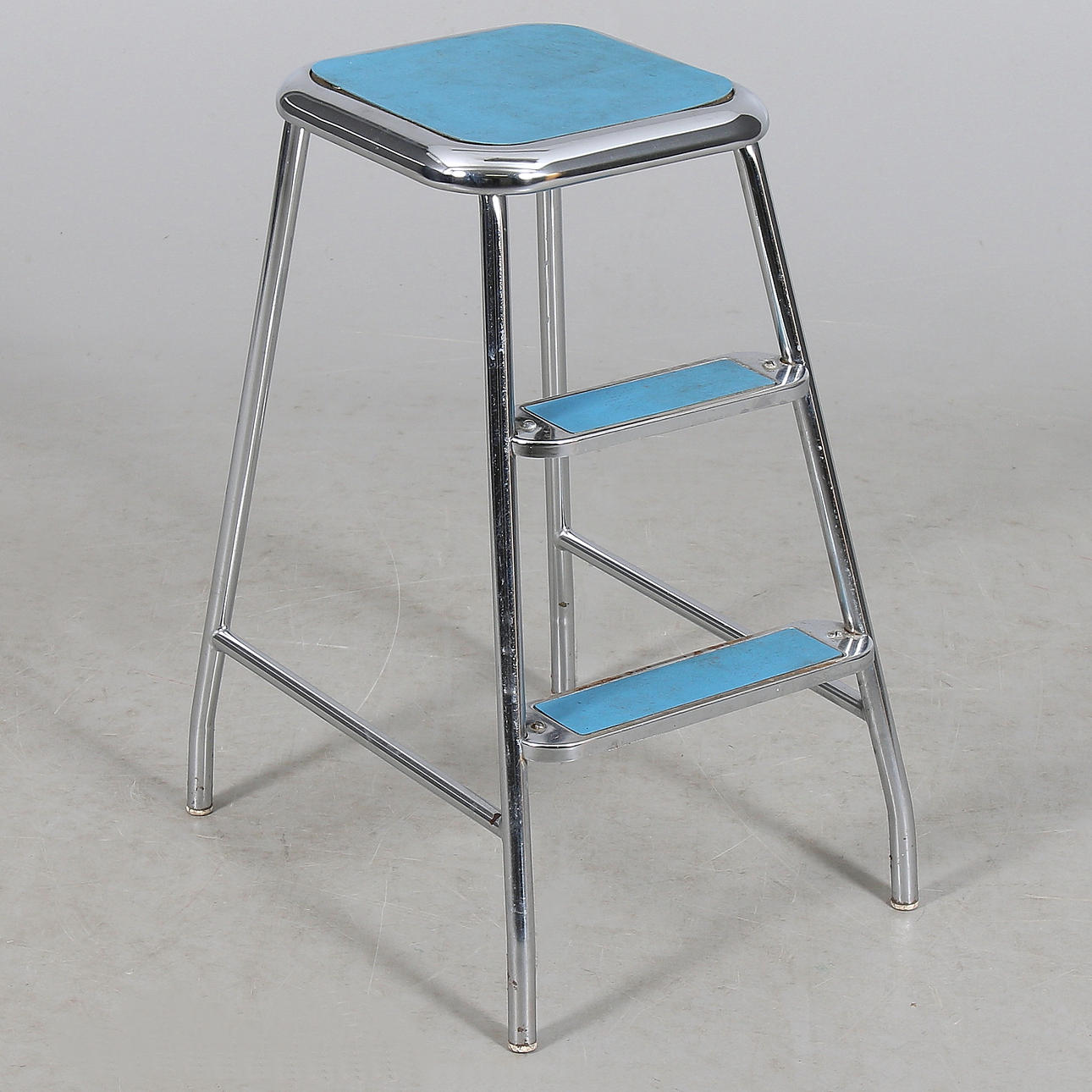 KÖKSPALL, kromat stativ, Verkstads AB Lindqvist Motala.