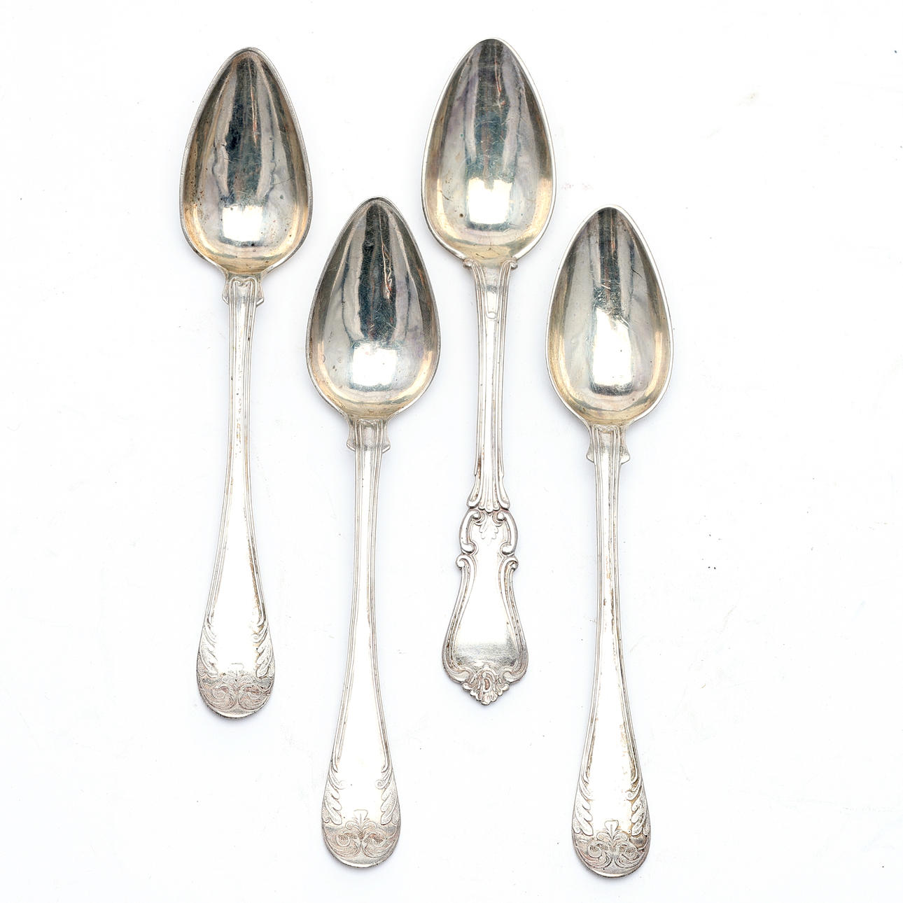TEASPOONS. Silver, 3+1, mid-19th century.