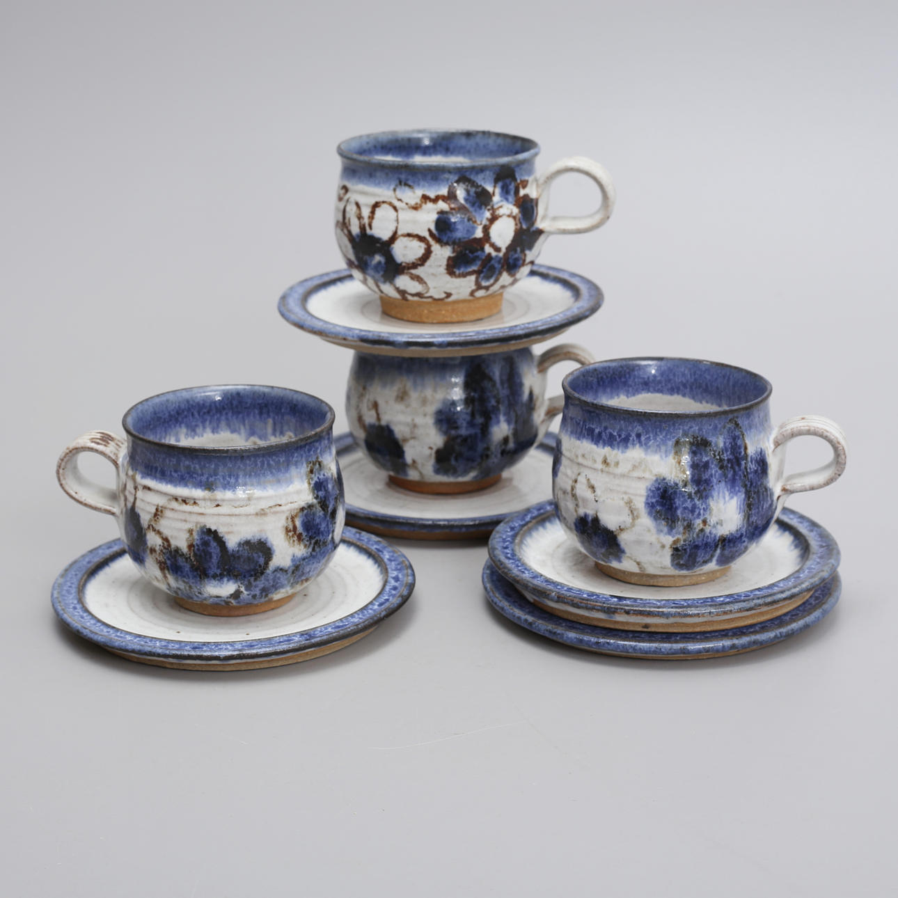 TEA CUPS with SAUCERS, 9 pieces, ceramics.