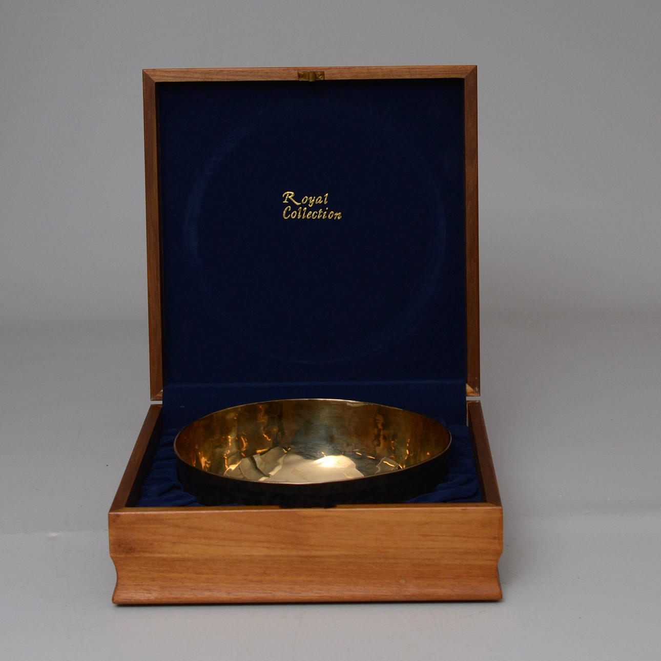 SKÅL ROYAL COLLECTION.