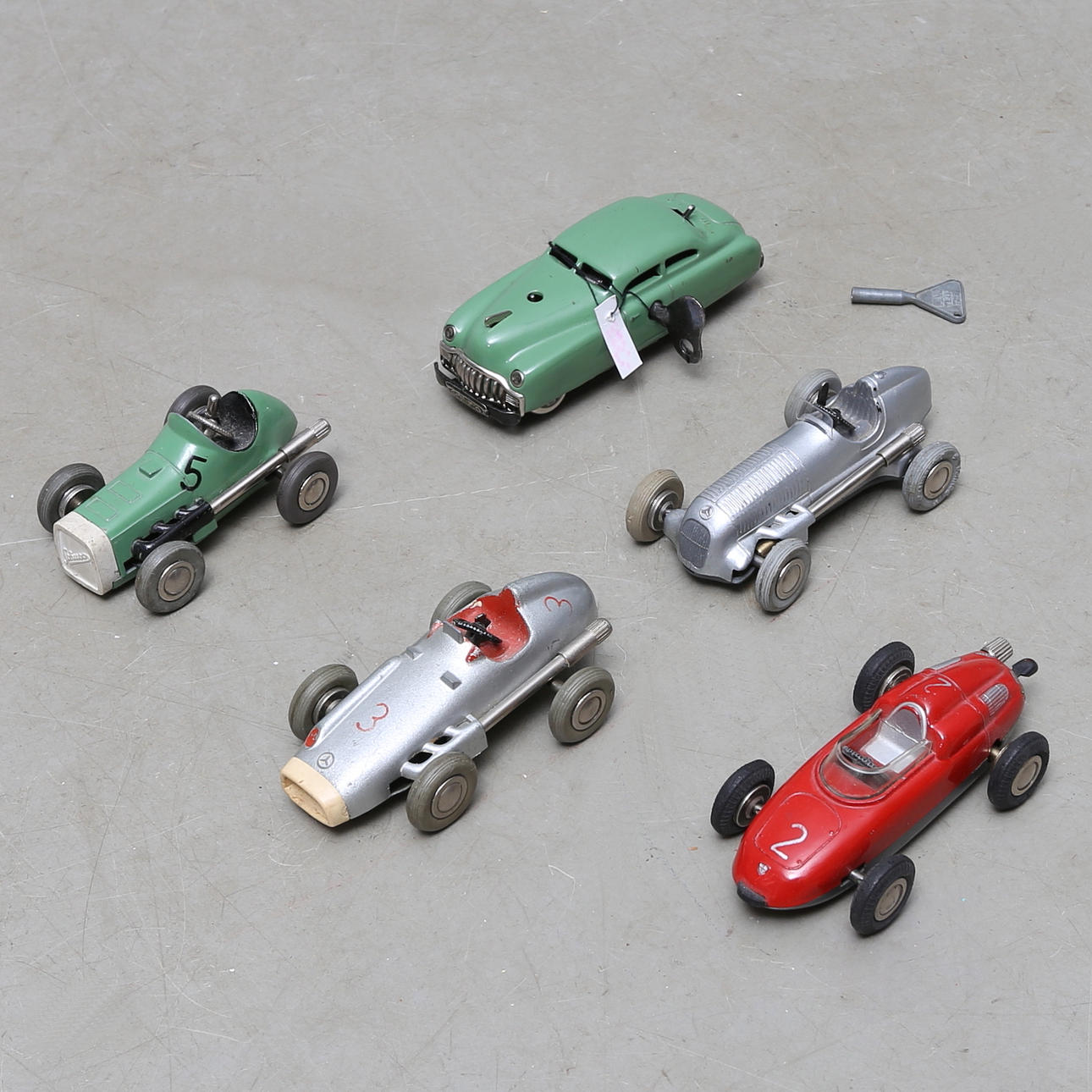 SCHUCO MICRORACER, 4 racerbilar1037, 1041 och 1043. Urverk och styrning.