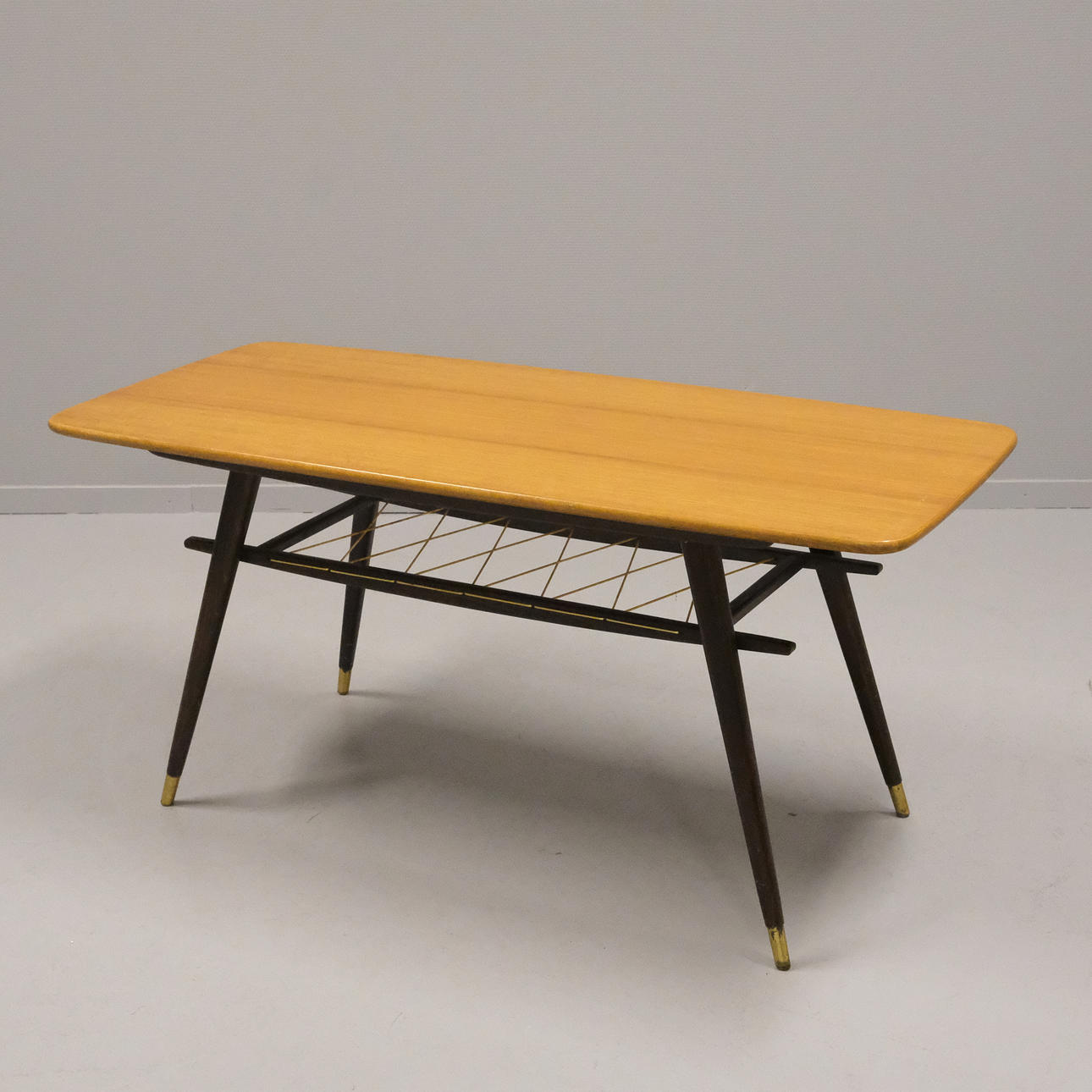 COFFEE TABLE, 1950s/60s.