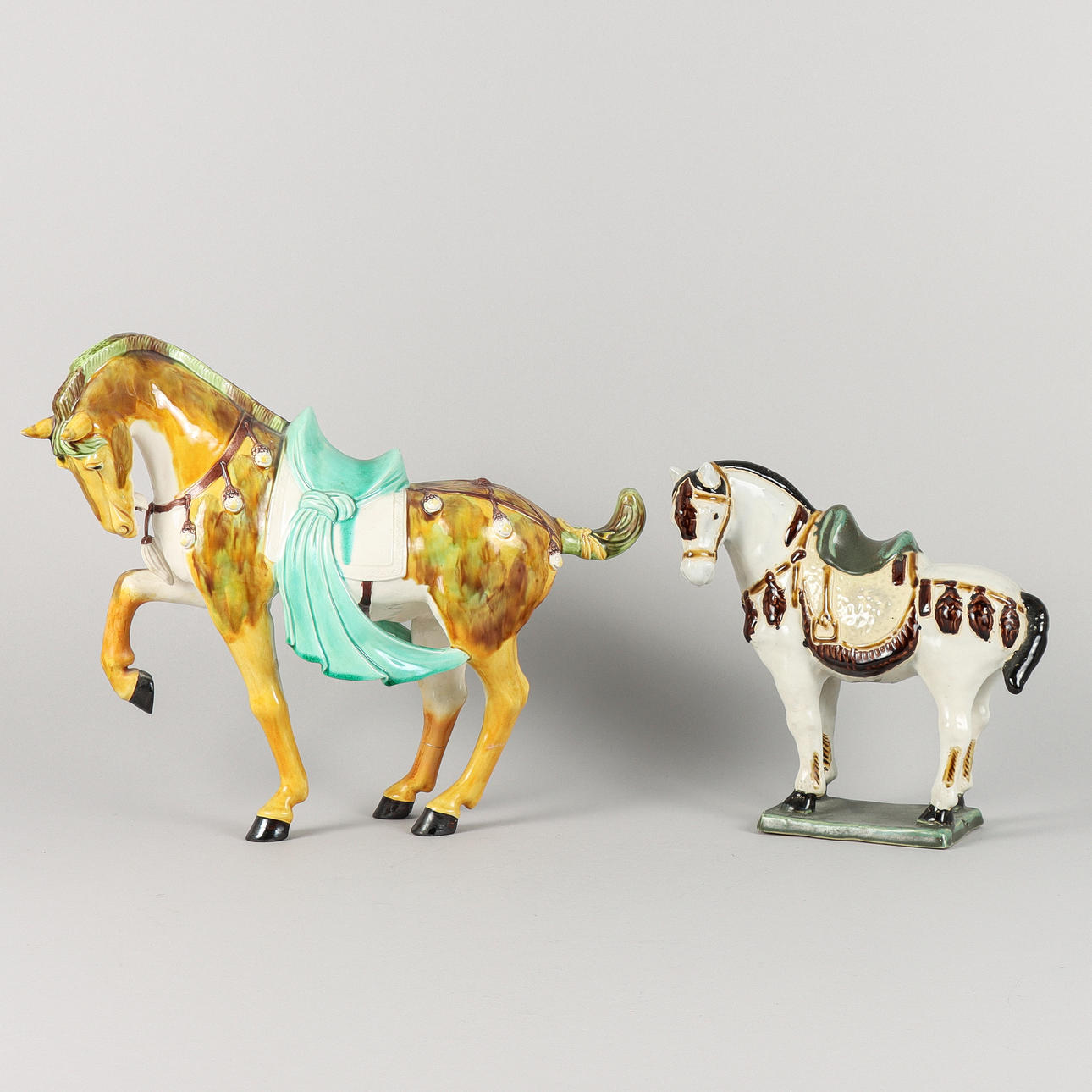 HORSES 2 pieces, ceramic.