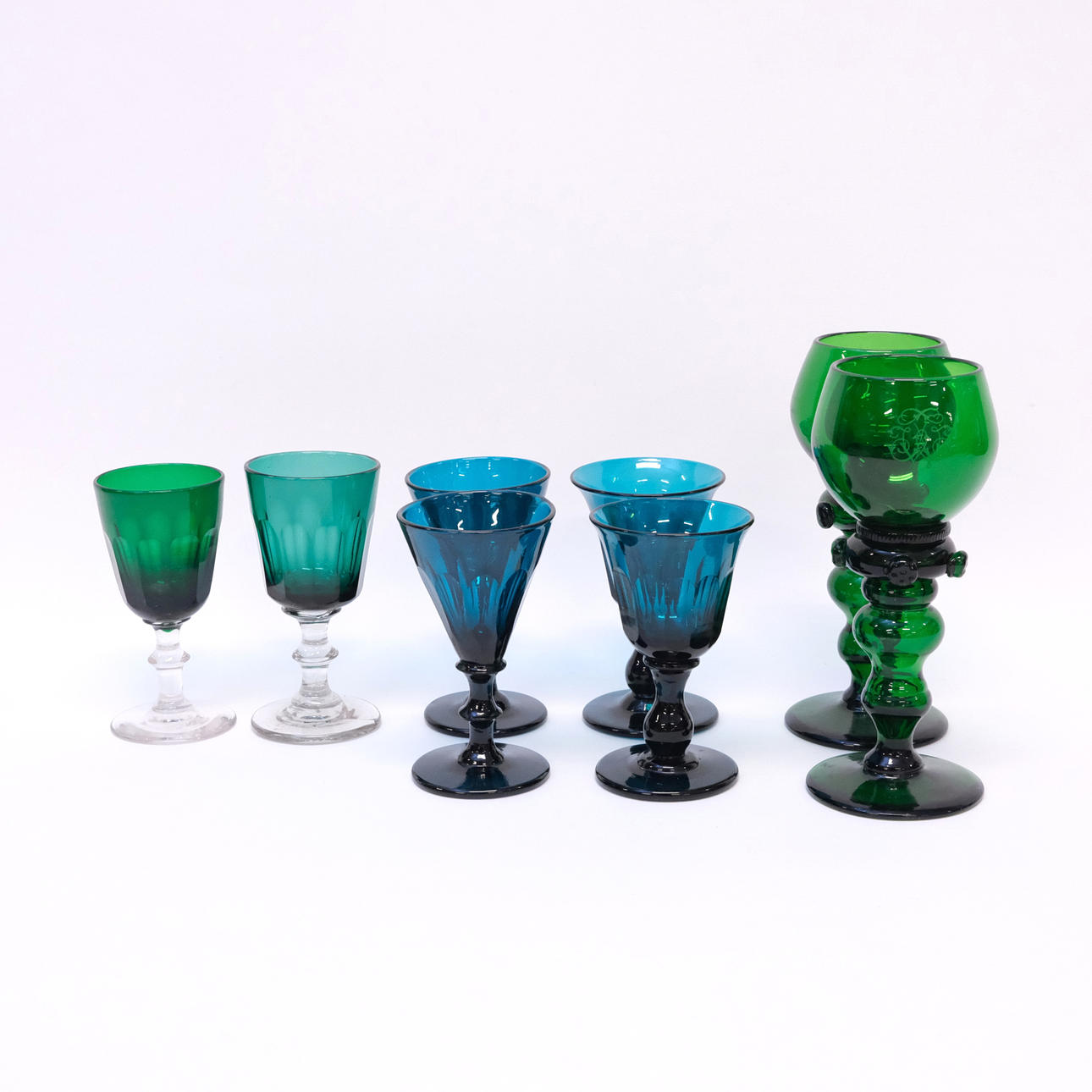 8 GLASSES INCLUDING RÖMER, UMBRELLA GLASSES.