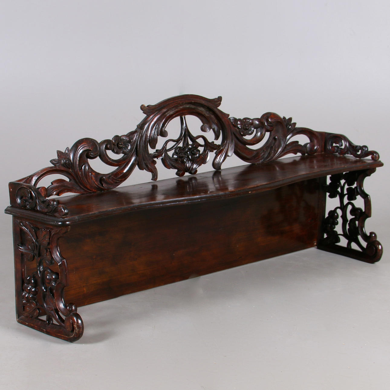 VÄGGHYLLA, mahogny, nyrokoko, 1800-talets andra hälft.