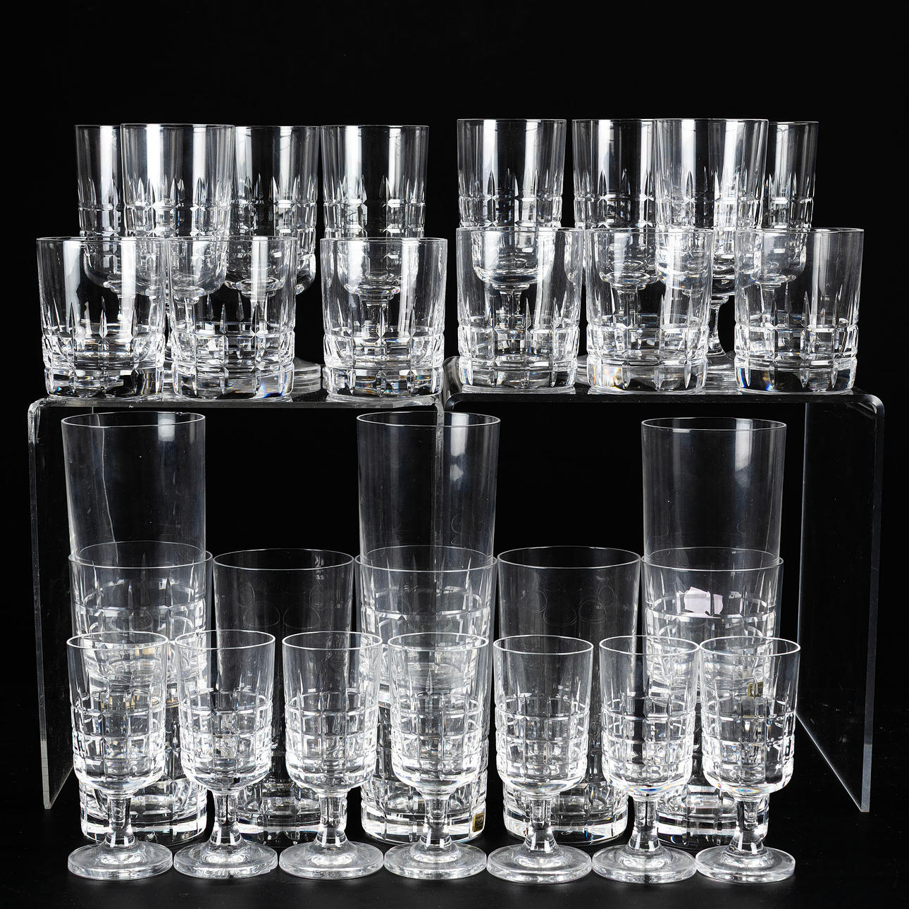 VICKE LINDSTRAND. Tableware, 29 pcs, "City", Kosta.