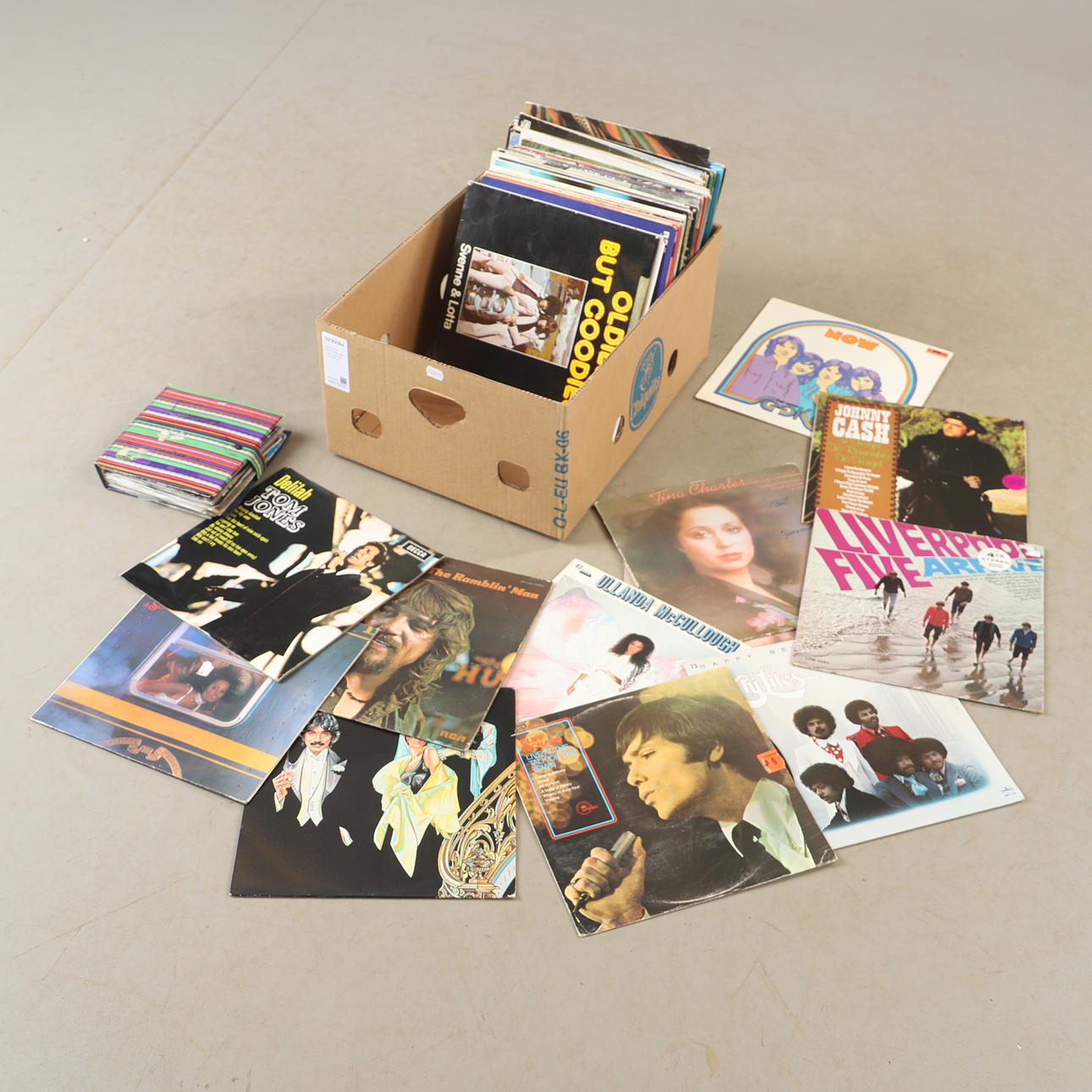 LP RECORDS AND SINGLES, approx. 80 items, 1970s-90s.