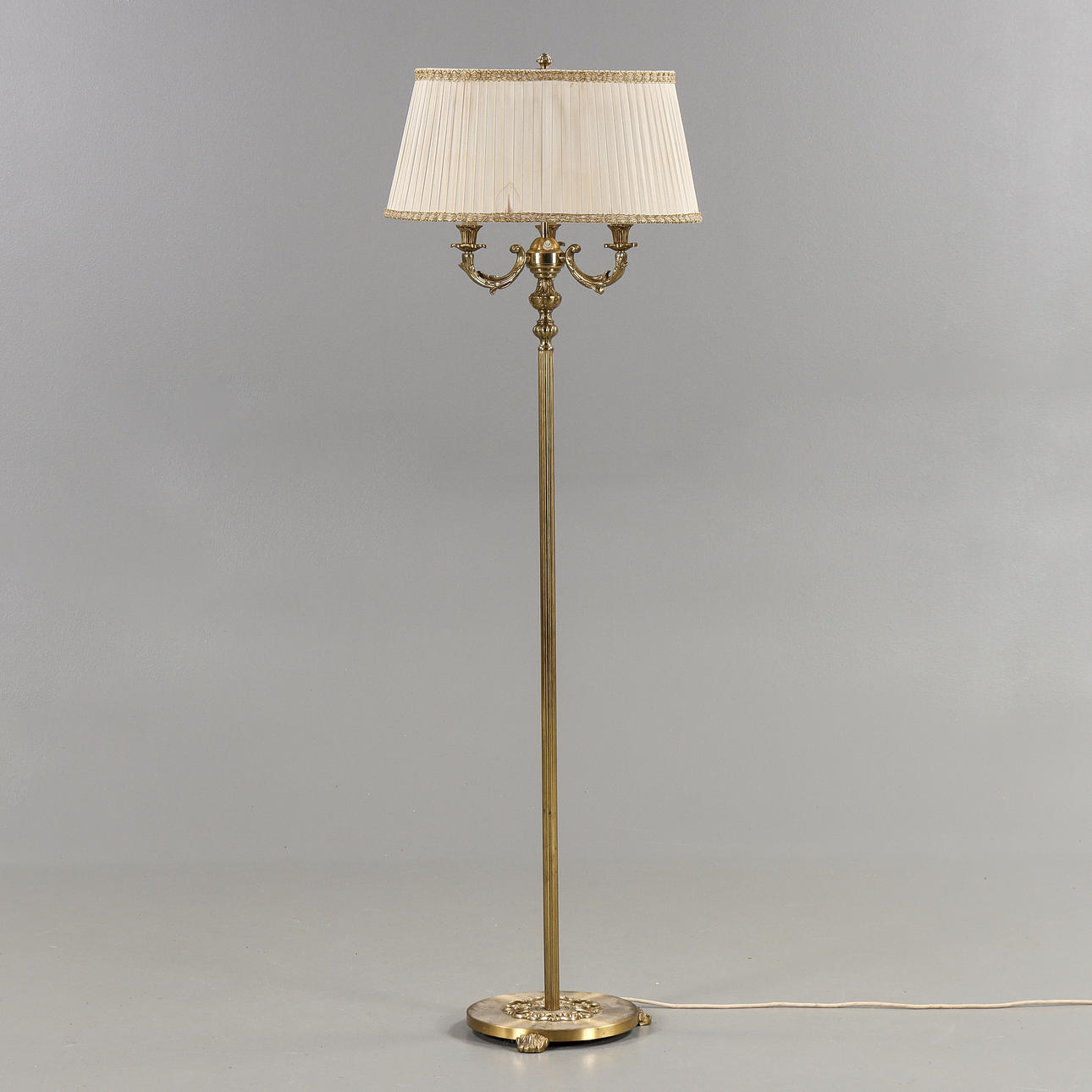FLOOR LAMP, mid-20th century.
