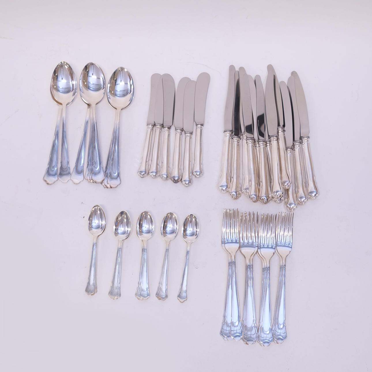 CUTLERY SET, MODEL "CHIPPENDALE", SILVER.