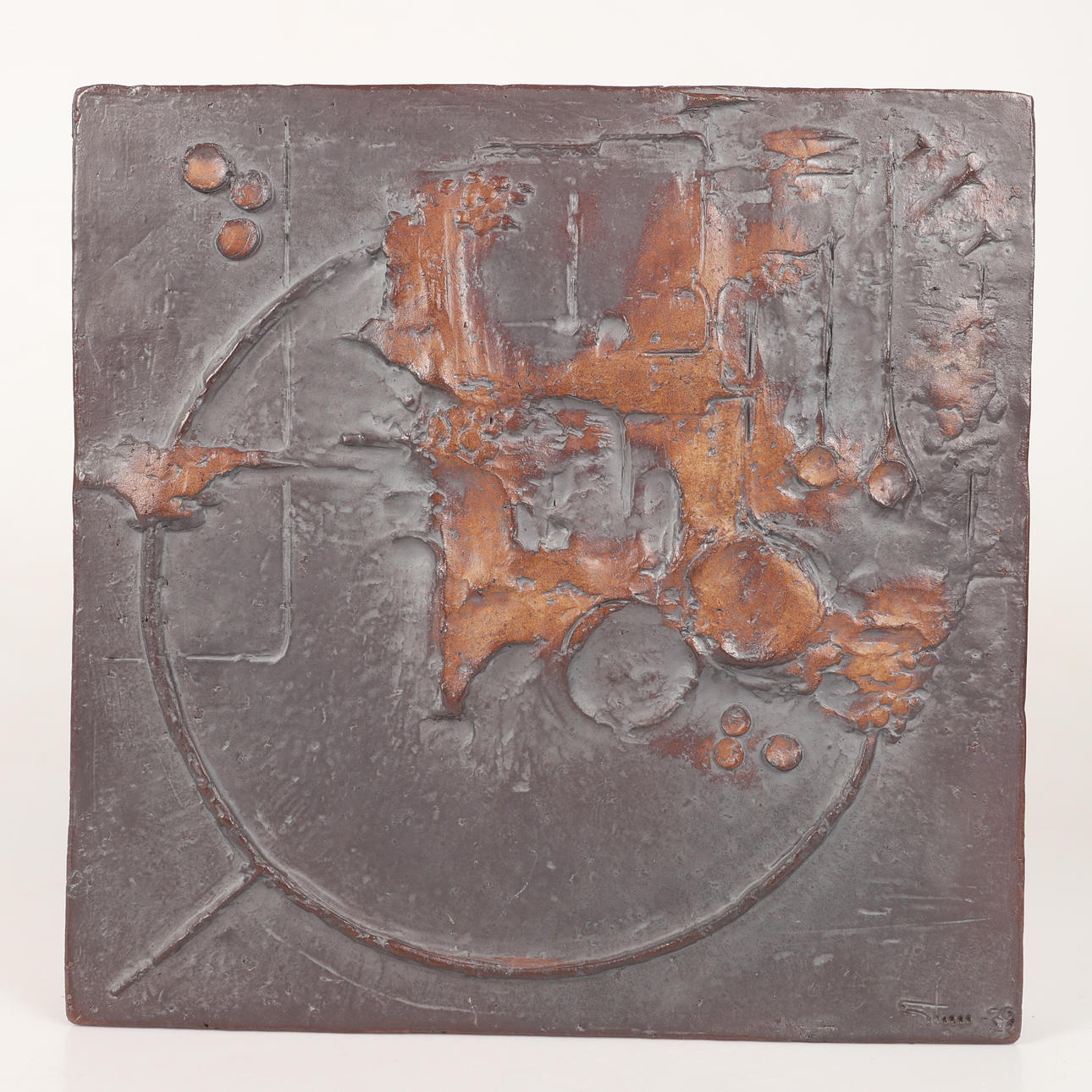 CLAES THELL. Wall plaque, ceramic, signed.