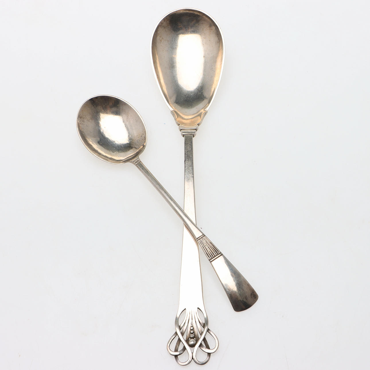 ATELIER BORGILA. Spoons, 2 pcs, silver, 1920s.
