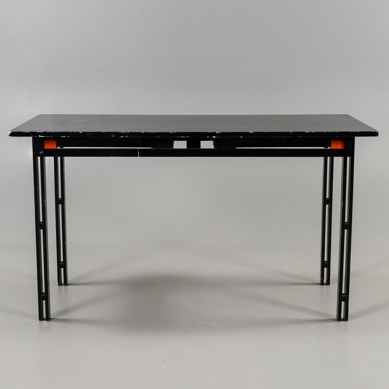 BJÖRN ALGE. "Frame" table, 1980s.