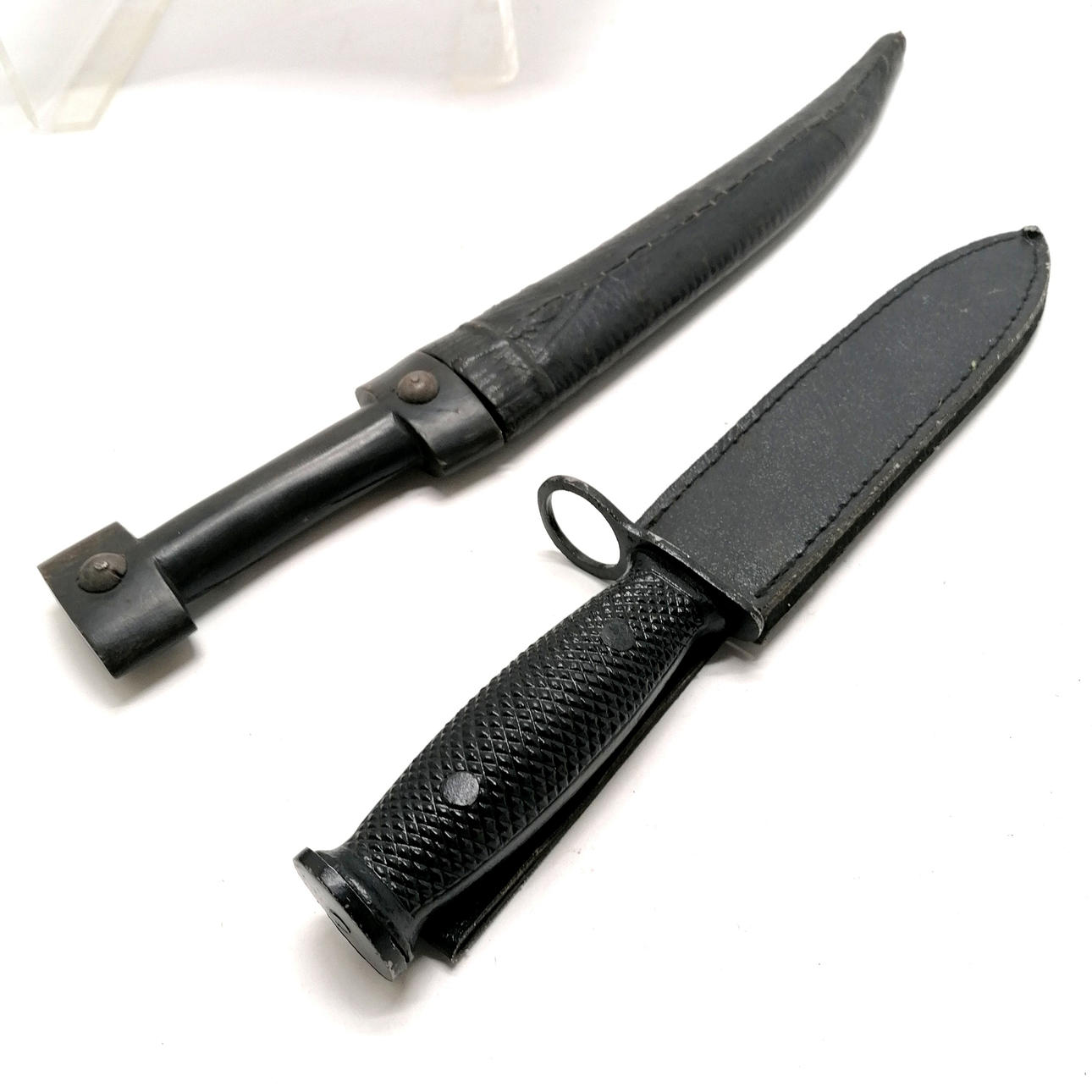 ANTIQUE EASTERN DAGGER & BAYONET.