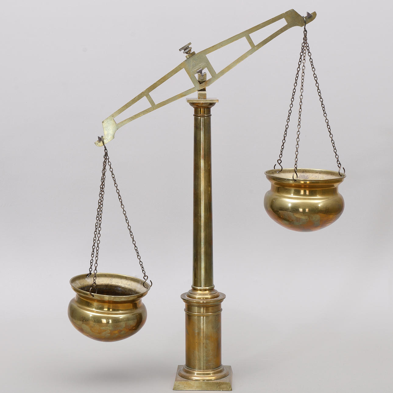 BALANCE SCALE, brass.