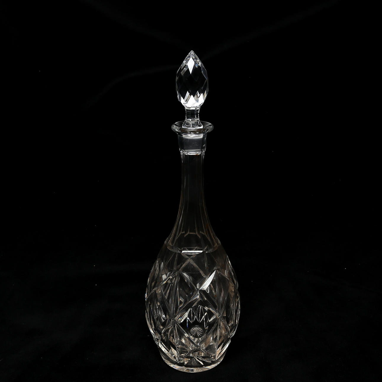 DECANTER, with stopper, glass, cut decoration.