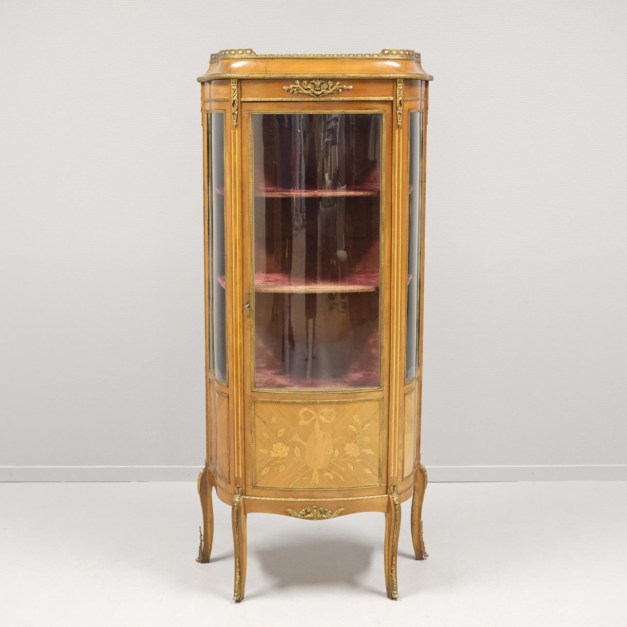 DISPLAY CABINET, ROCOCO STYLE.