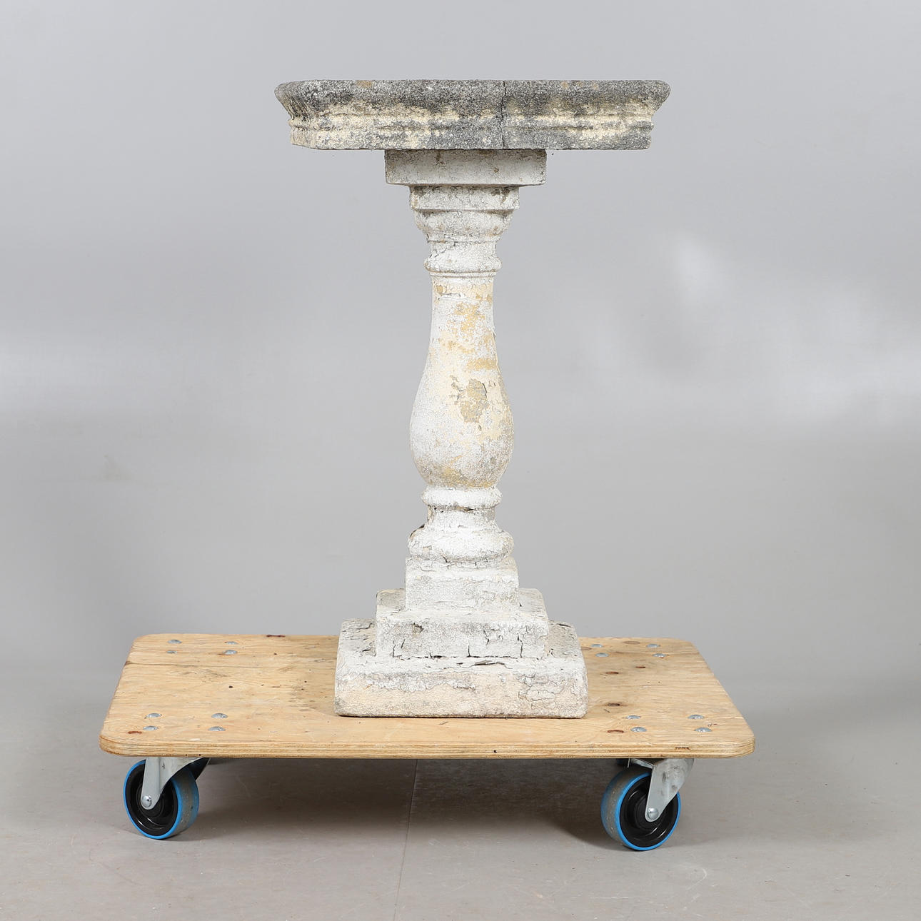COMPOSITE BIRD BATH.