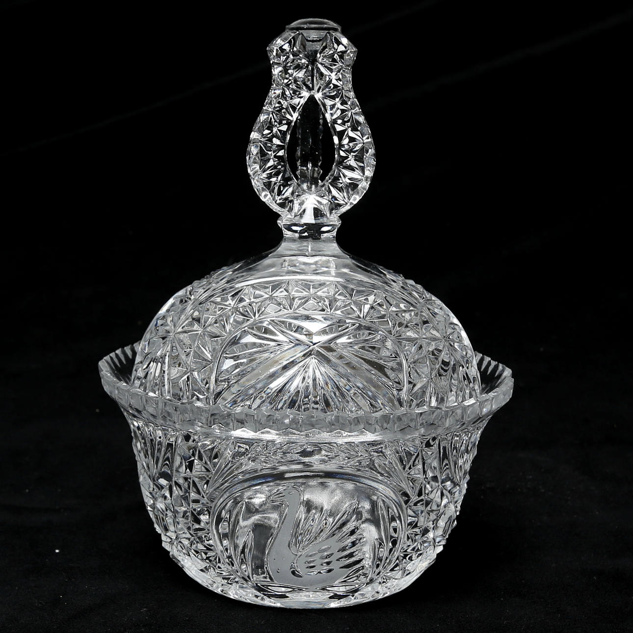 LIDDED BOX, glass.