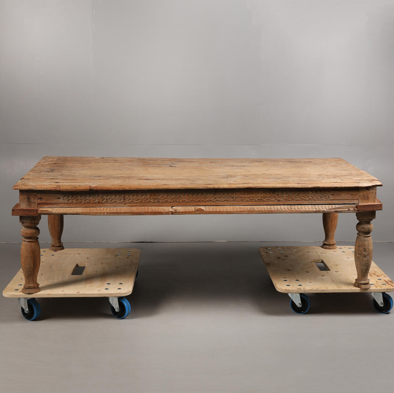 AN ANGLO INDIAN CARVED TABLE.