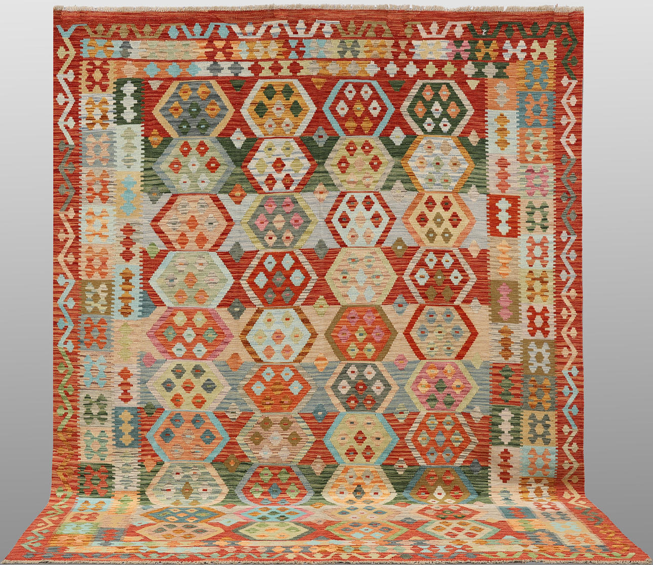 SALONGSMATTA Kelim, 332x244 cm.