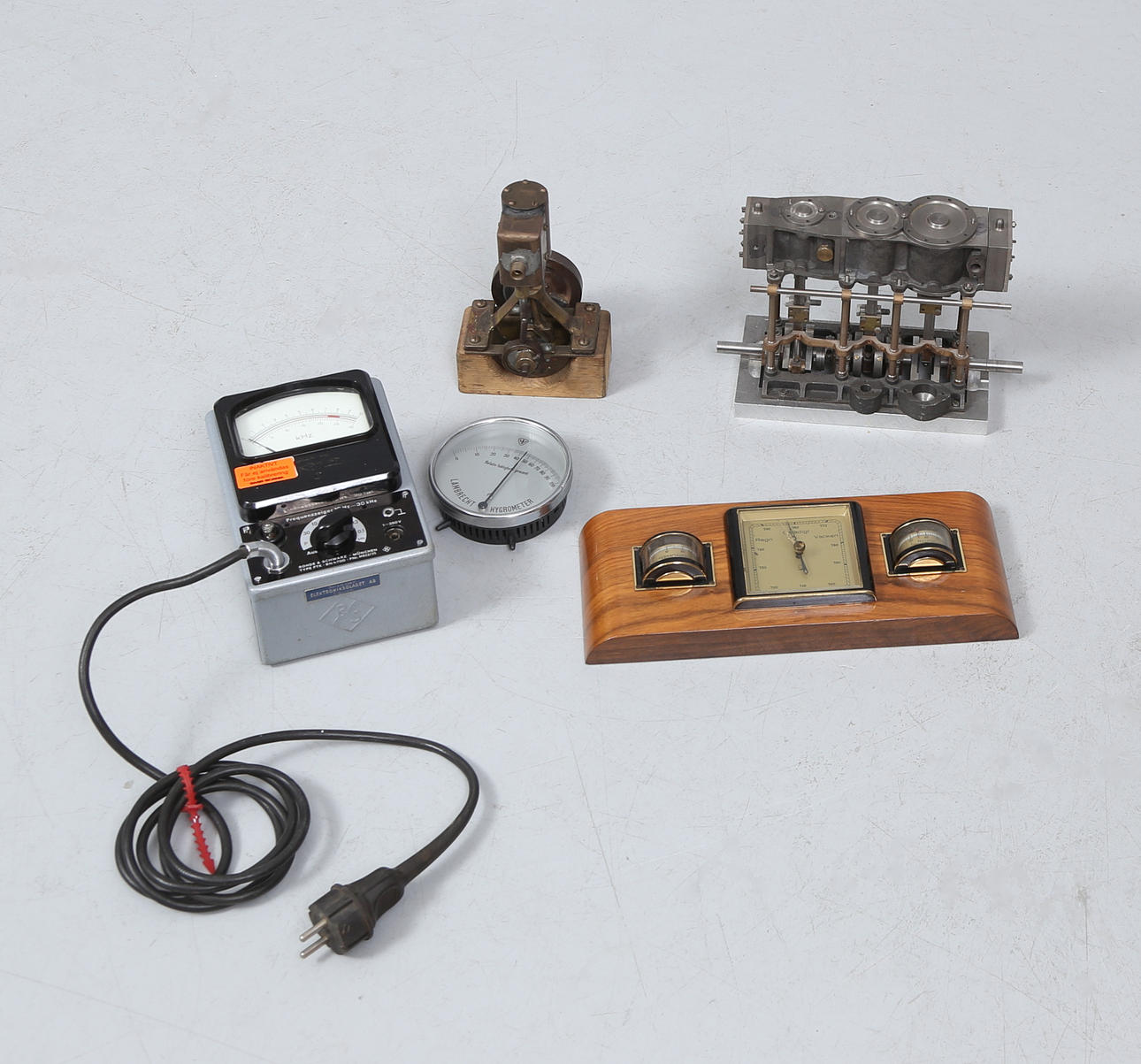 COLLECTION OF TECHNICAL ITEMS, 5 pcs.